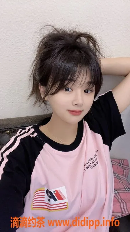 深圳楼凤资源信息,罗湖泡芙，身高164cm，胸围C，800起