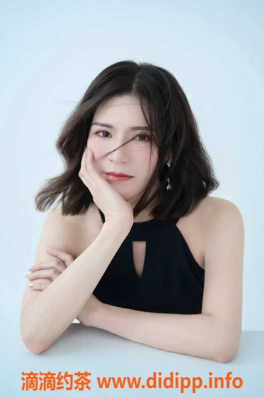 上海楼凤-闵行外送御姐柠柠，26岁168cm 36C 亲亲服务