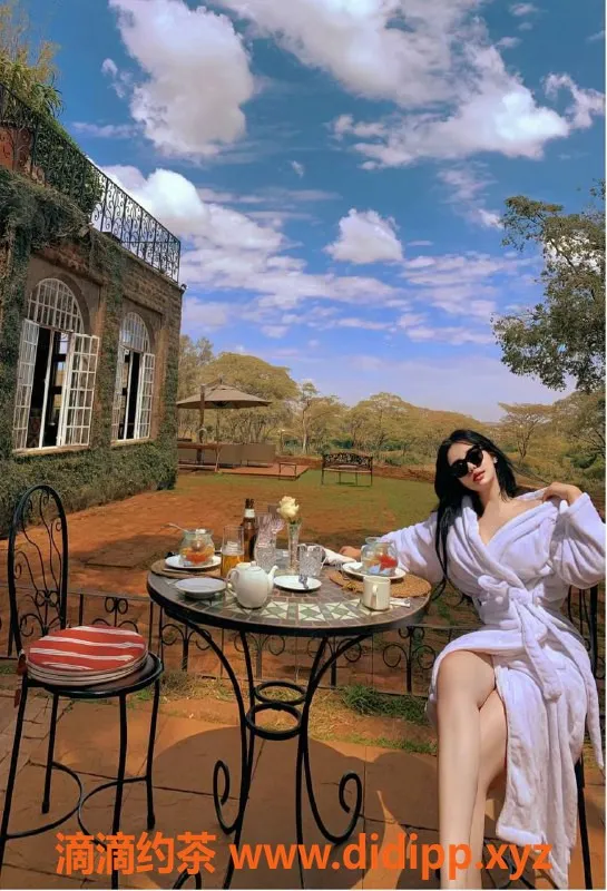 杭州楼凤-馨baby 长腿欧美范 高尔夫教练调情服务