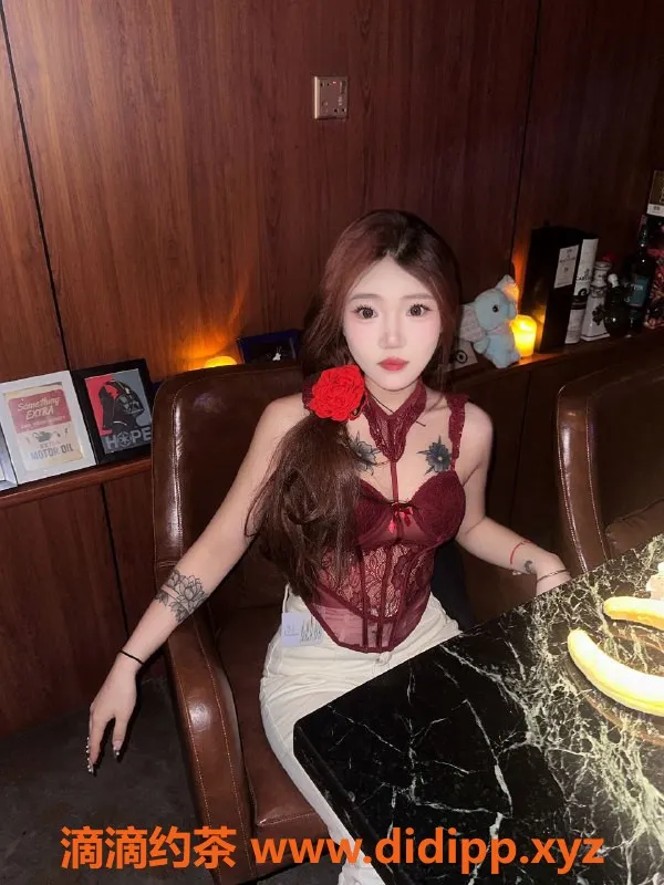 深圳楼凤-福田老师点点 800元鸳鸯浴服务