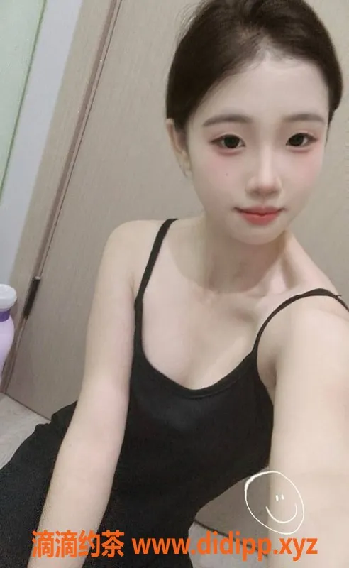 上海楼凤资源信息,闵行朵朵，04年嫩妹，制服鸳鸯浴