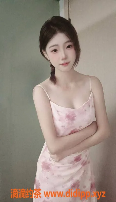 上海楼凤-闵行朵朵，04年嫩妹，制服鸳鸯浴