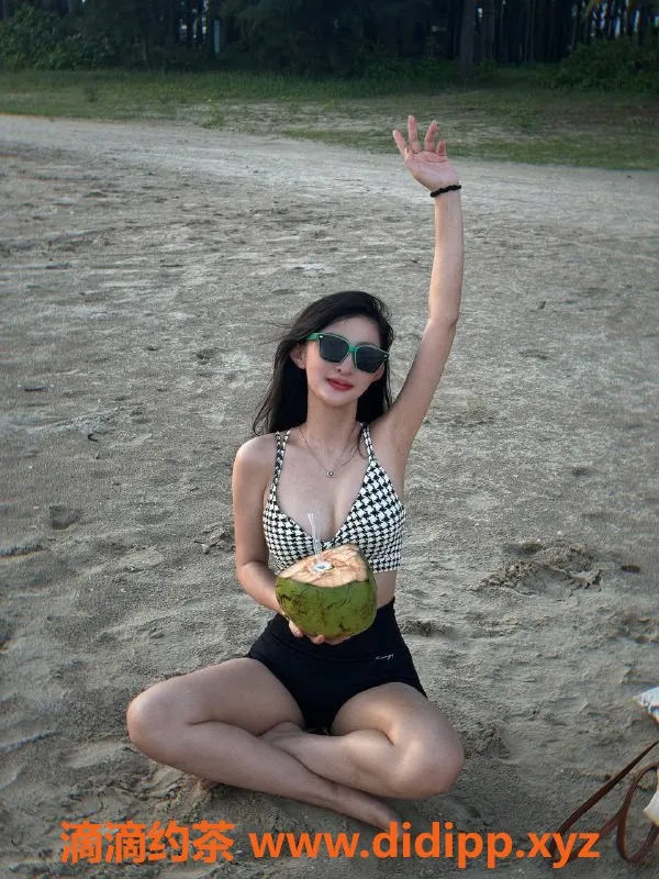 深圳楼凤资源信息,福田苒苒，千元以上魅惑服务等你体验！