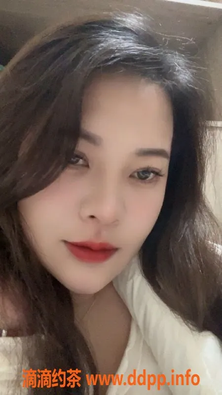 杭州楼凤-26岁沐子汐，167cm，48kg，激情服务