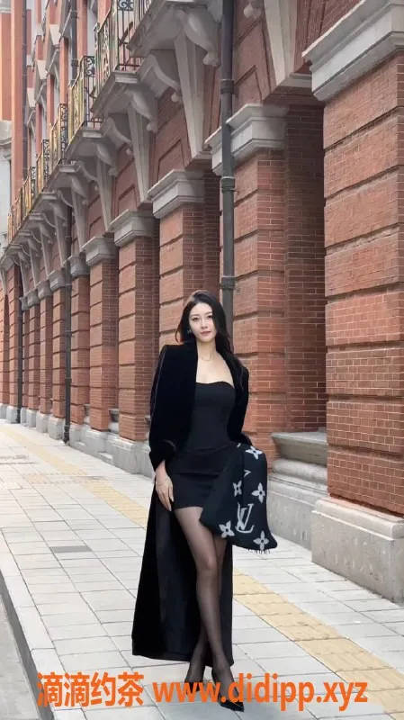 深圳楼凤-深圳南山美鑫，174长腿高老师，1200元起