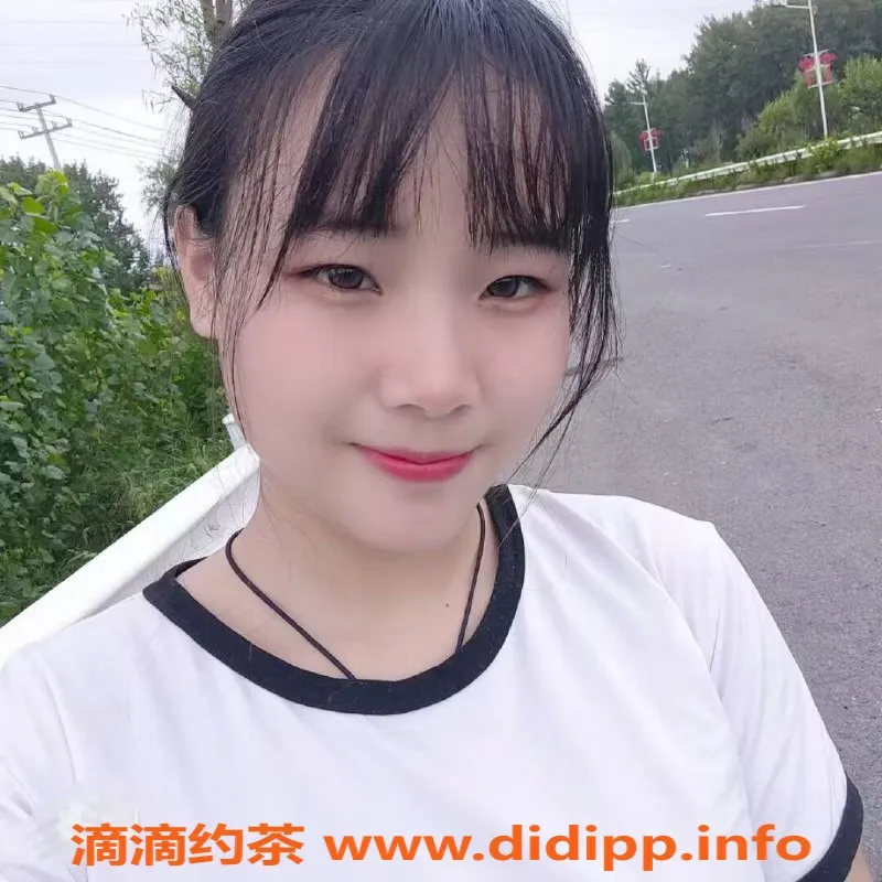 深圳楼凤-龙华思瑶，甜美激情伴侣，服务周到