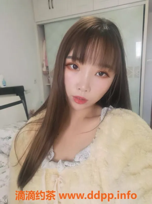 南京楼凤资源信息,栖霞区24岁白茶，165cm/45kg巨乳服务，800水费