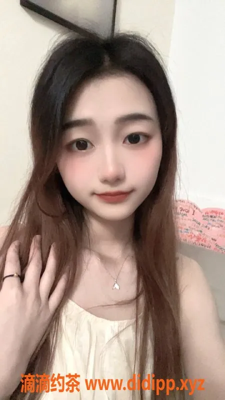 广州楼凤-天河嫩妹壳壳，700p舌吻服务等你来体验