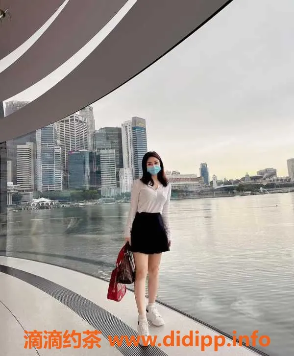 广州楼凤-天河车陂D小曼希，166cm身高，25岁全套服务