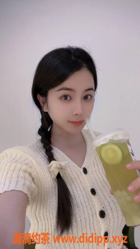 广州楼凤资源信息,黄埔CC 颜值8分以上 自聊价800元起