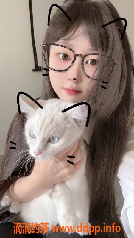 上海楼凤-徐汇白虎萝莉伊吱，34C娇嫩妹，超值体验