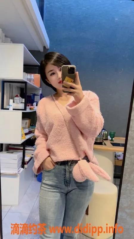 深圳楼凤资源信息,龙华琪宝，160cm C杯，服务优质，消费看课表