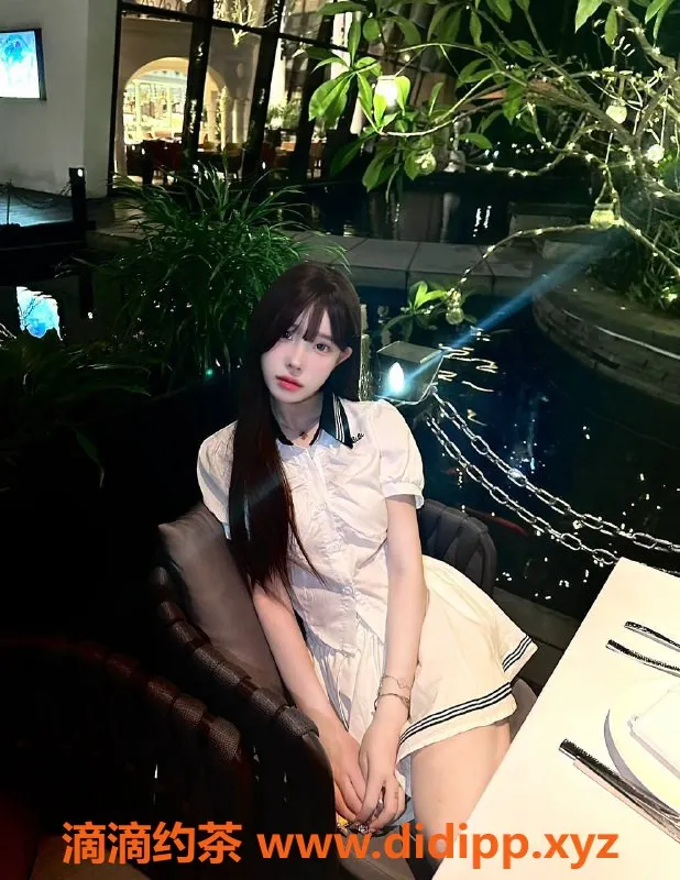 深圳楼凤-龙华奶油，舌吻制服热恋，1100起