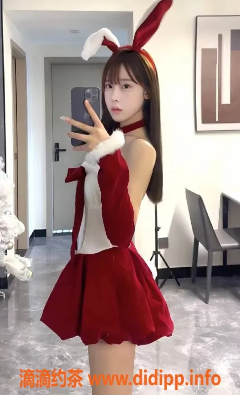 深圳楼凤-龙华奶油，舌吻制服热恋，1100起