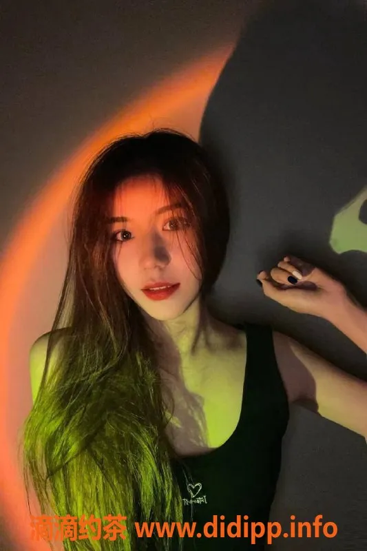 深圳楼凤资源信息,福田黎巴啦，168身高，950元起，服务超赞！