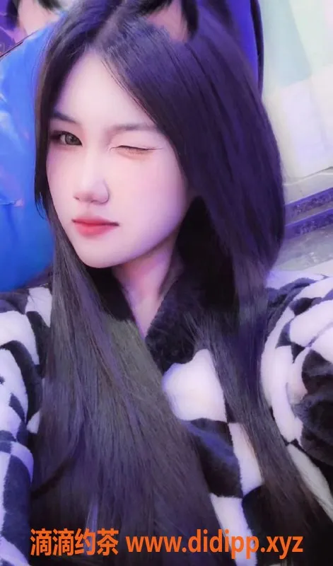 杭州楼凤-下沙小财迷，167cm高颜值妹，1300元超值服务