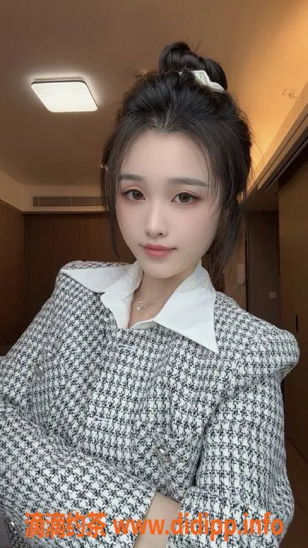 深圳楼凤资源信息,深圳宝安小玲，22岁，165c，1000元起，舌吻服务