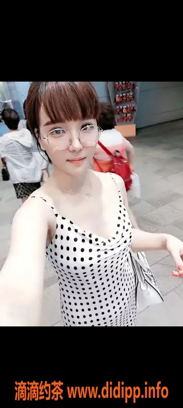 深圳楼凤-深圳罗湖御姐宝儿，身高166，26岁，价格900元起