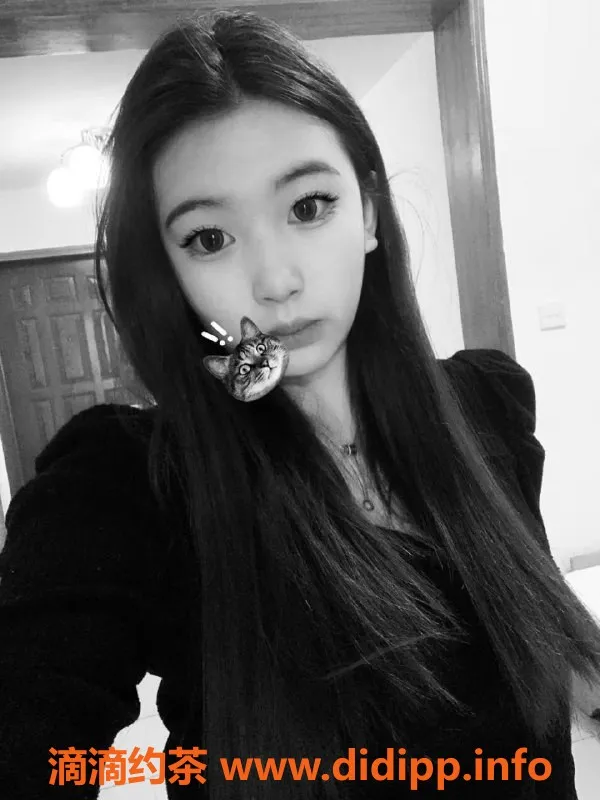 重庆楼凤-晴儿 - 优雅伴侣，身材火辣，服务周到