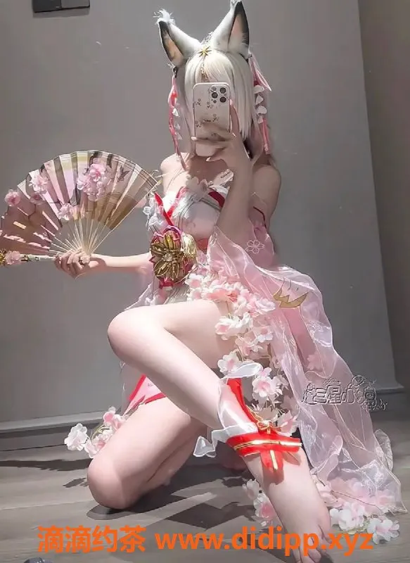 深圳楼凤-南山彤宝，足交、舌吻等服务1200起