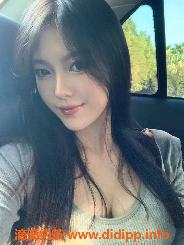 杭州楼凤-24岁小倩，165身高，34D爆乳，激情服务