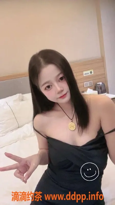 深圳楼凤-龙华小甜甜，1000元起，热情服务等你来体验
