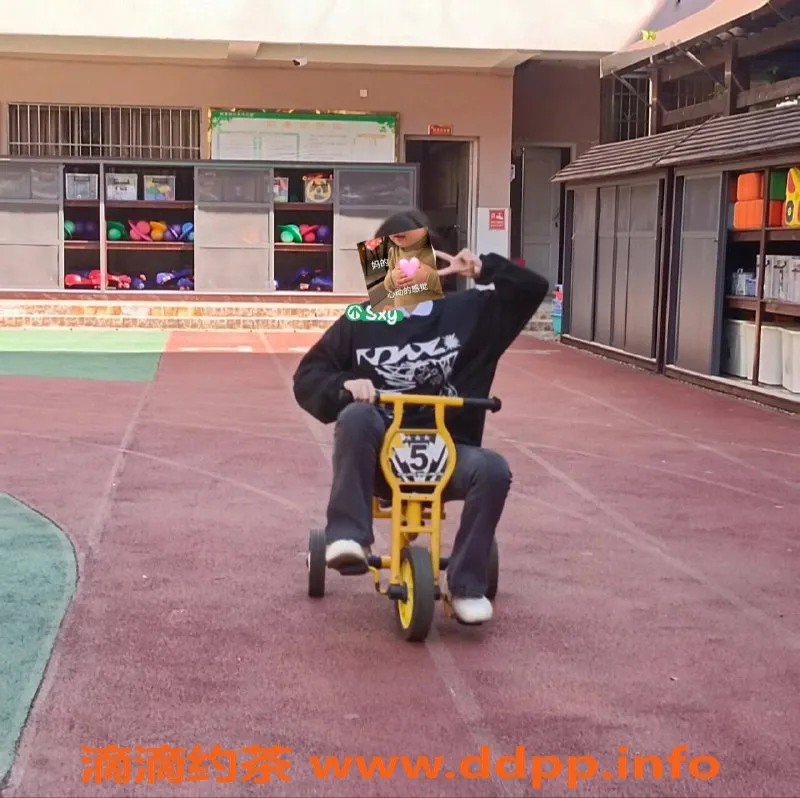 杭州楼凤资源信息,西湖区气质幼师小小，23岁身材超好，1300一次