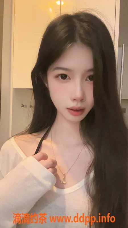 深圳楼凤资源信息,南山美雪，900元深喉与鸳鸯浴等你体验