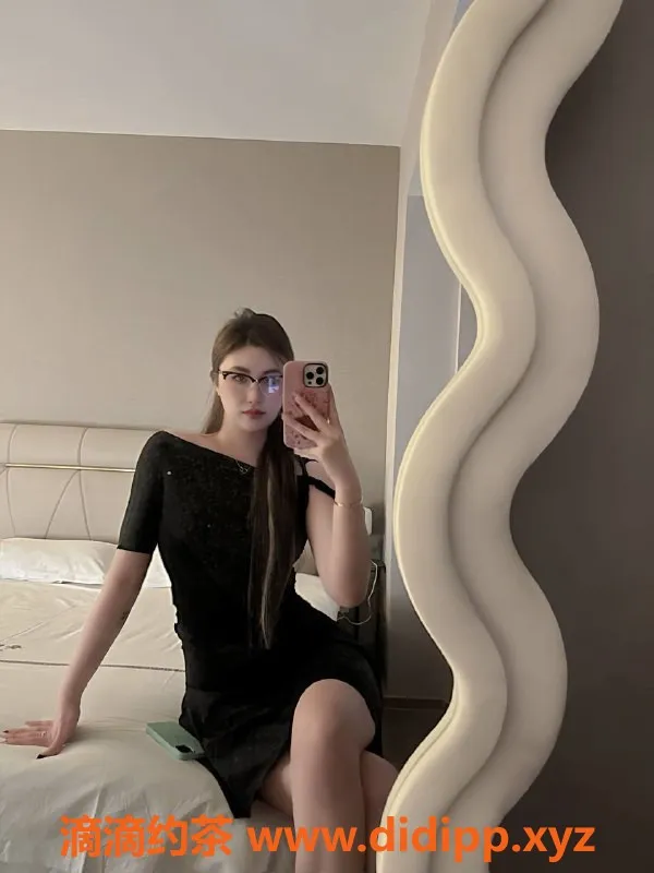 深圳楼凤资源信息,福田Vivian：1200元陪浴与多重服务体验