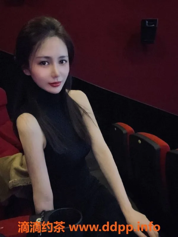 深圳楼凤-龙岗小雅体验评测，1500元起的诱惑