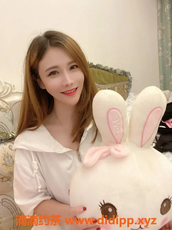 深圳楼凤资源信息,罗湖Tina，160cm 36D 服务800p~1400pp