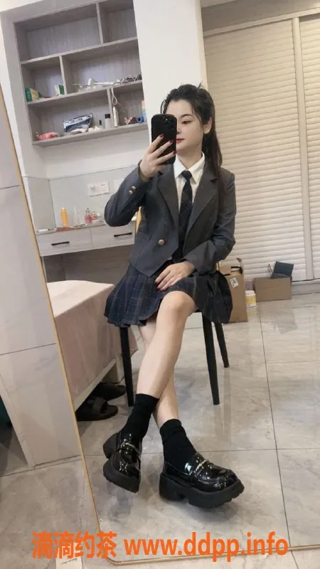 杭州上门服务-娜娜22岁，165cm，92斤，优质服务等你体验！