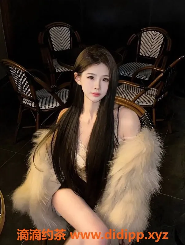 深圳楼凤资源信息,龙华可乐老师，性感御姐，1100元起服务！