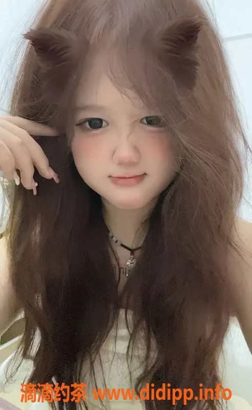 深圳楼凤-罗湖小纯，800元舌吻调情服务