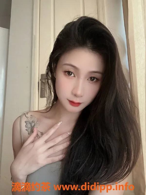 广州楼凤-黄埔正妹橙子，700元超值体验