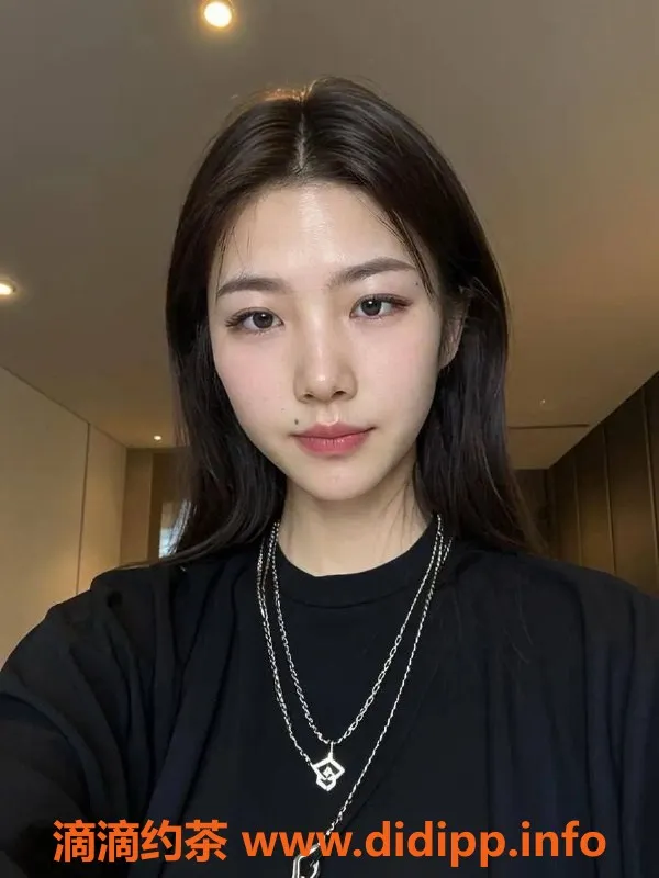 广州楼凤-天河小敏，素颜最美，600元体验服务