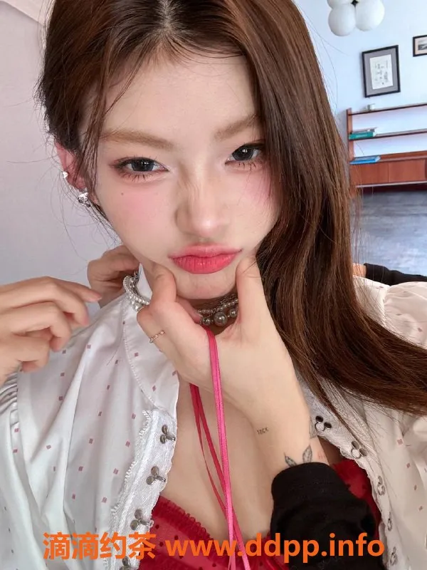 深圳楼凤-南山姚姚，898元体验六九艳舞服务