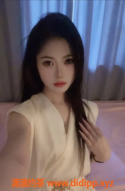 杭州楼凤-上城区嫩妹小云18岁，轻松服务千元以内