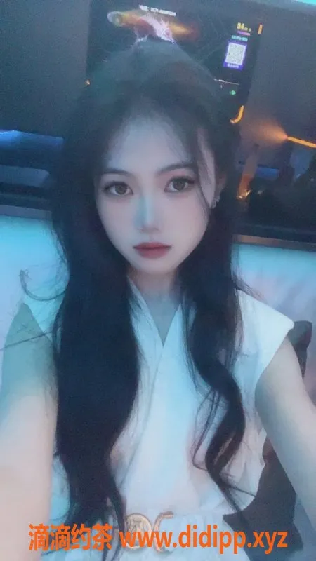 杭州楼凤-上城区嫩妹小云18岁，轻松服务千元以内