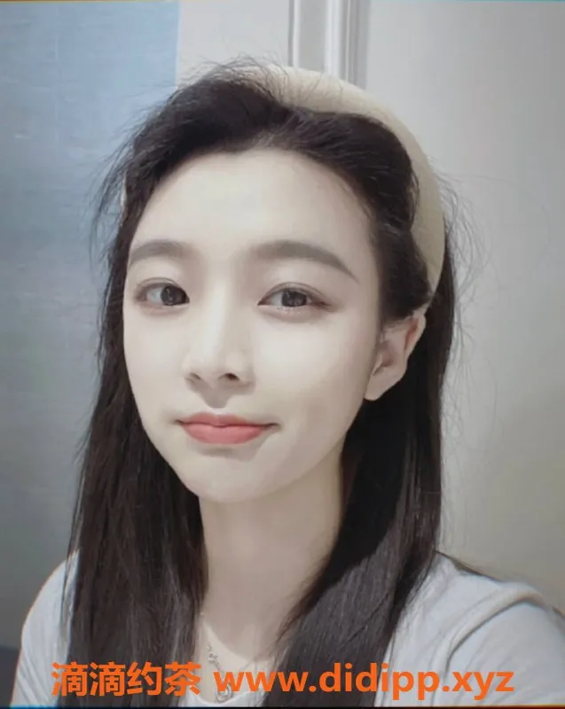 杭州外围-杭州月亮宝宝23岁 167cm C杯 大圈优质服务