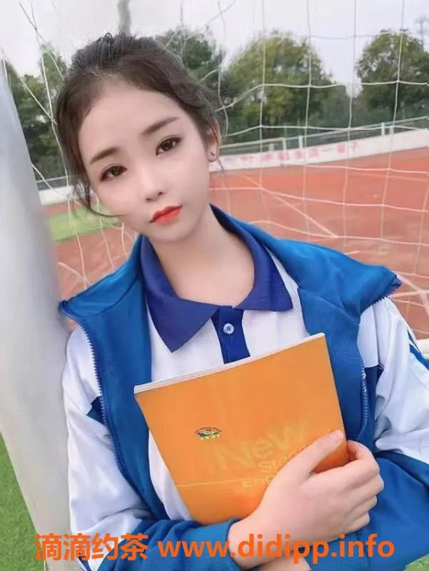 深圳楼凤资源信息,龙岗丝丝，售价900元，服务多样