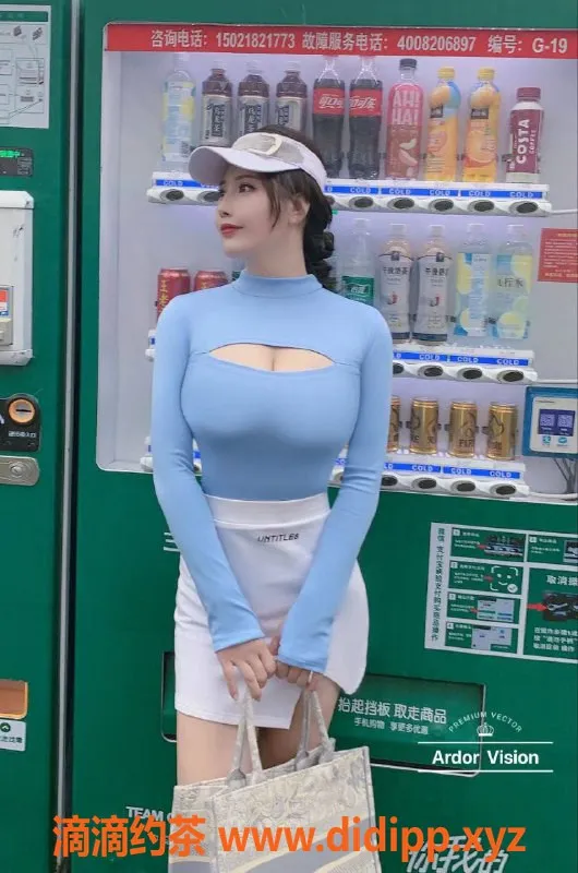 昆明楼凤-盘龙区雨歆，10p/16pp，服务多样欢迎体验