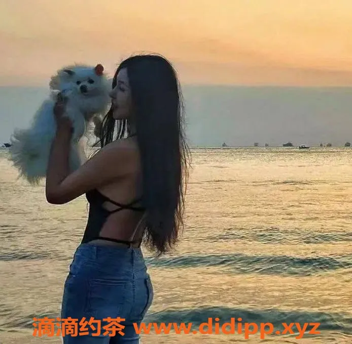 上海楼凤-静安妮可 171cm长腿 D罩杯 1400元起