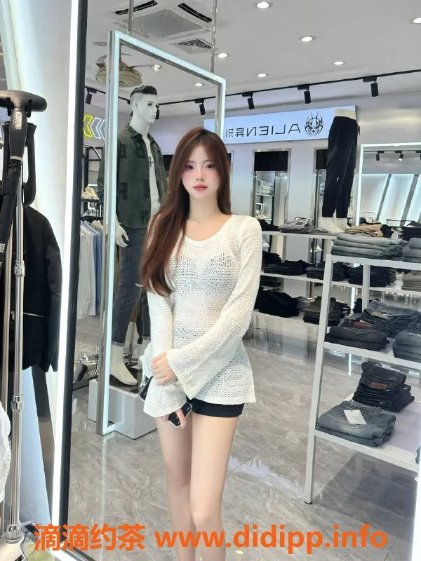 杭州上门服务-上城区嫩妹香芋奶熊，170大长腿，18岁1000元上门服务