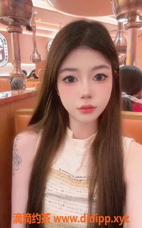 深圳楼凤资源信息,南山小蓝，1388元起，享受鸳鸯浴与啪啪服务