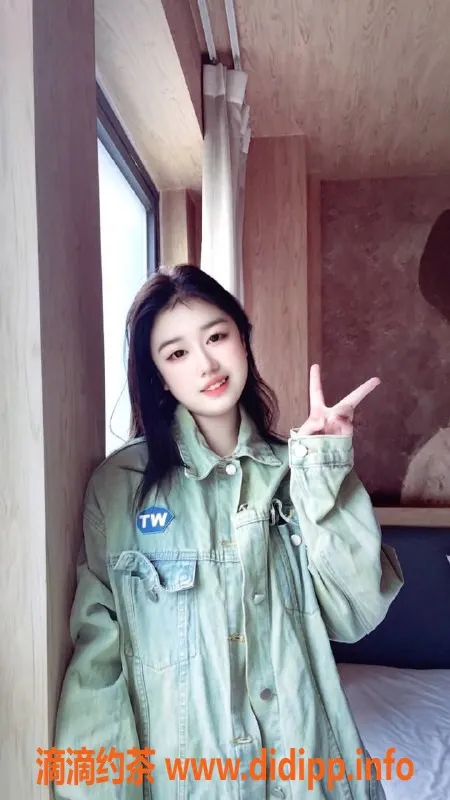 成都楼凤资源信息,成华区小微，身高165，胸B，服务态度佳