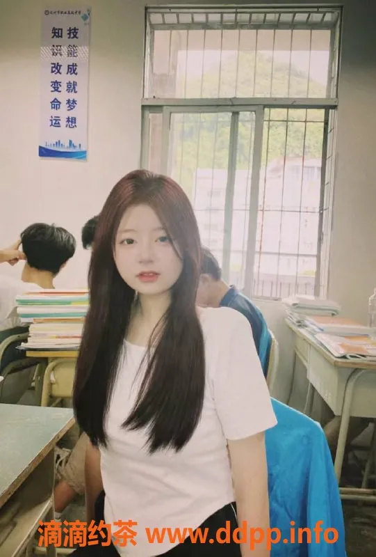 杭州上门服务资源信息,杭州上城区黎启萌，18岁萝莉，69互舔上门服务