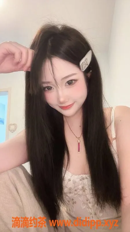 北京楼凤-朝阳露娜：165cm女友式服务，千元档上门陪伴