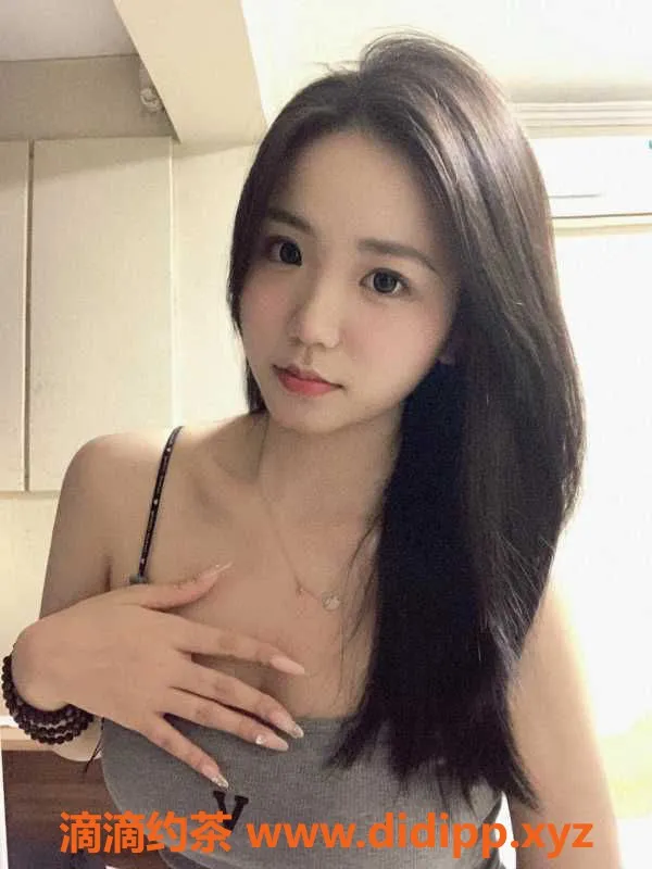 深圳楼凤资源信息,坪山萝莉丽莎，20岁，166cm，600元50分钟