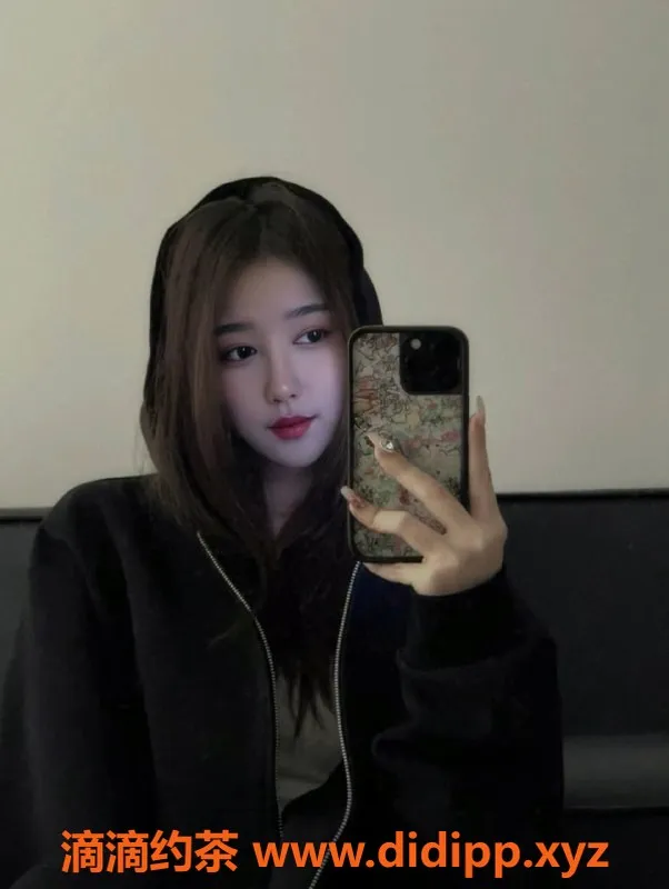 杭州上门服务-萧山区梅以漫，178cm模特，热情服务2000起